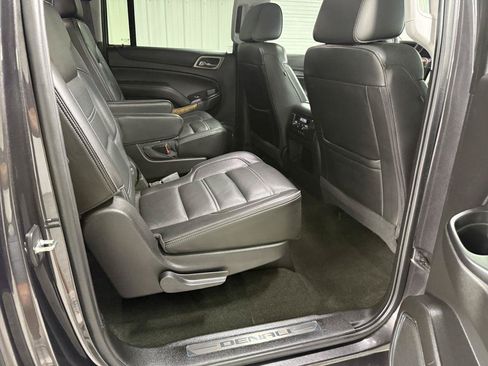 Used 2017 GMC Yukon XL Denali w/ Open Road Package AWD/4WD image 38