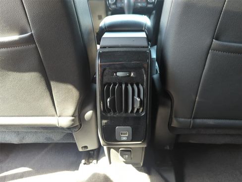 Used 2022 Jeep Compass High Altitude AWD/4WD image 30