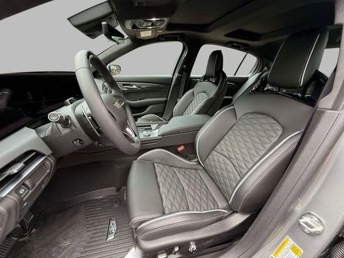 New 2026 Cadillac CT5 V w/ Technology Package AWD/4WD image 2
