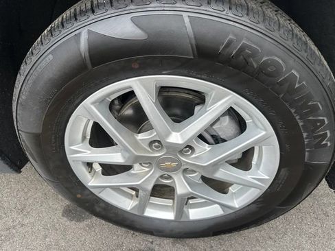 Used 2024 Chevrolet Equinox LT AWD/4WD image 9