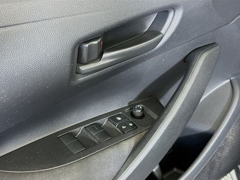 Used 2023 Toyota Corolla LE w/ Carpet Mat Package (TMS) FWD image 15