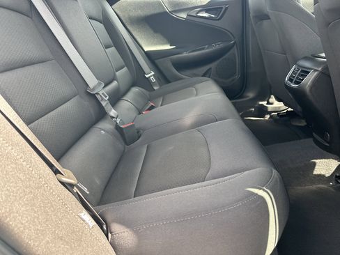 Used 2025 Chevrolet Malibu LT image 15