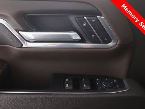 Used 2026 GMC Sierra 3500 Denali w/ Denali Reserve Package AWD/4WD image 19