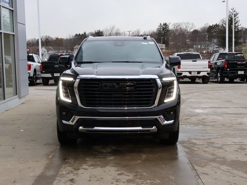 New 2025 GMC Yukon XL Elevation w/ LPO, Elevation Black Package image 5