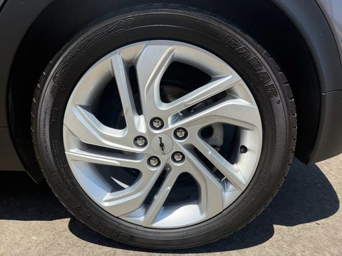 Used 2023 Chevrolet Bolt LT w/ Driver Confidence Package FWD image 35