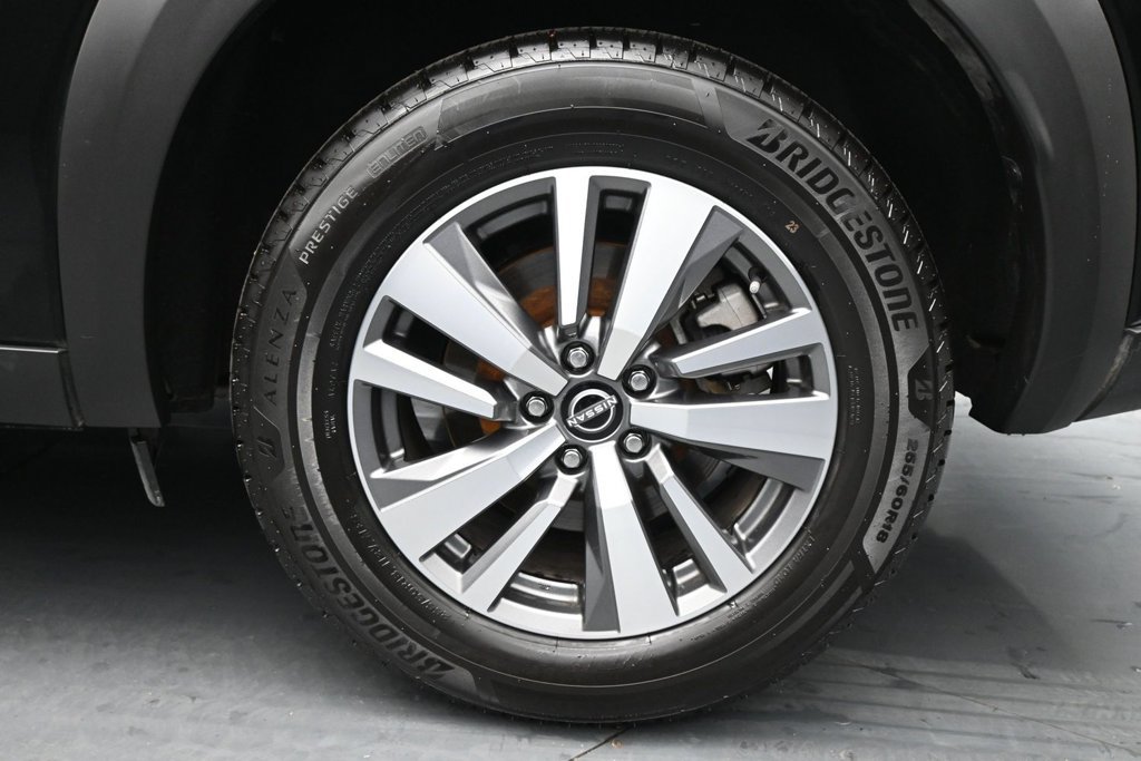 Used 2022 Nissan Pathfinder SL AWD/4WD image 26