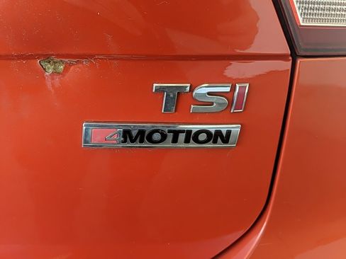 Used 2018 Volkswagen Tiguan SEL w/ 3rd Row Seat Package image 8