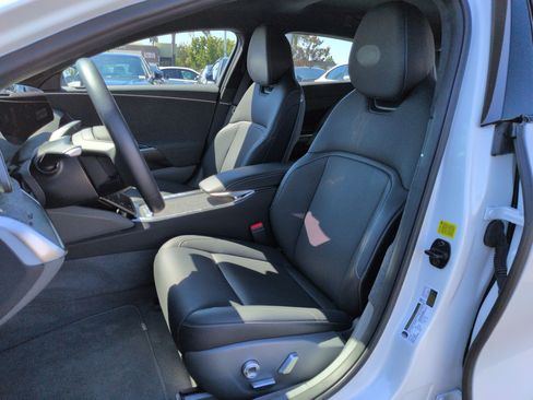 Used 2024 Lucid Air Touring AWD/4WD image 16