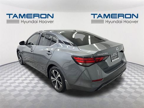 Used 2020 Nissan Sentra SV image 3