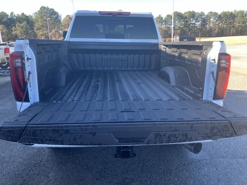 New 2026 GMC Sierra 2500 Denali Ultimate image 7