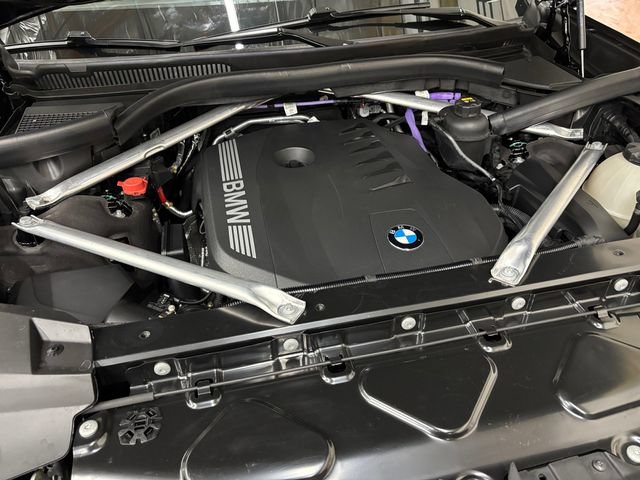 Used 2023 BMW X7 xDrive40i w/ Parking Assistance Package AWD/4WD image 29