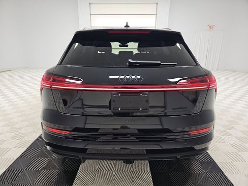 Used 2023 Audi e-tron Chronos w/ Chronos Package image 5