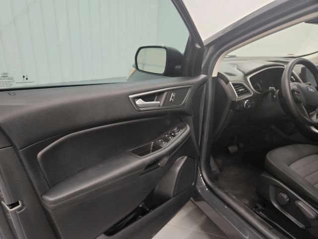 Used 2021 Ford Edge SE FWD image 21