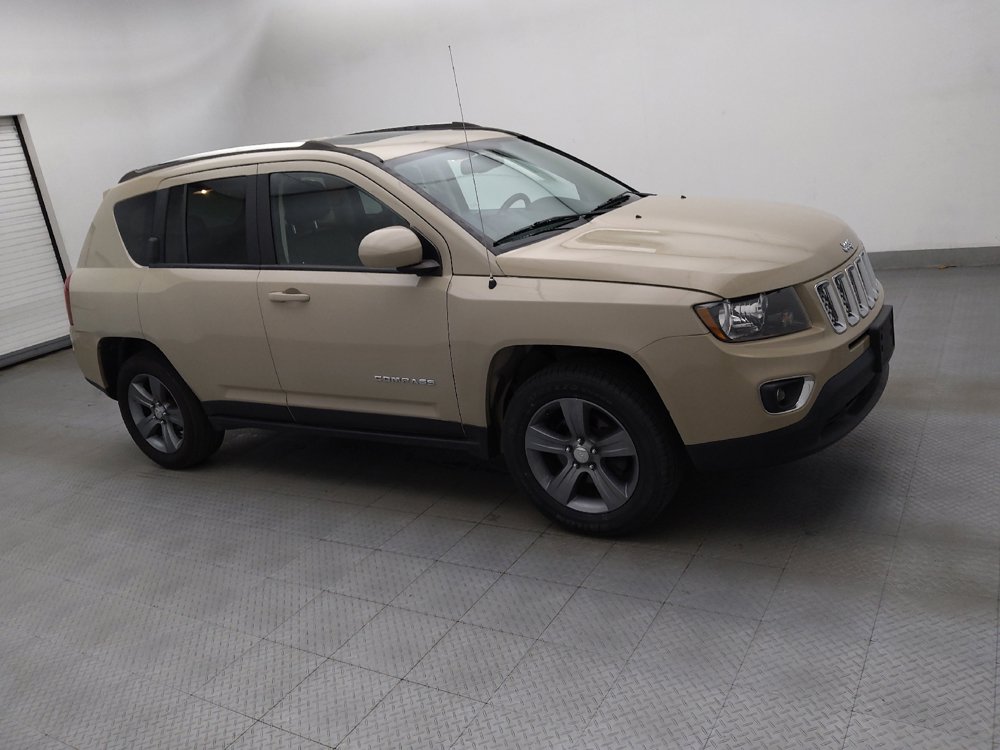 Used 2016 Jeep Compass High Altitude AWD/4WD image 11