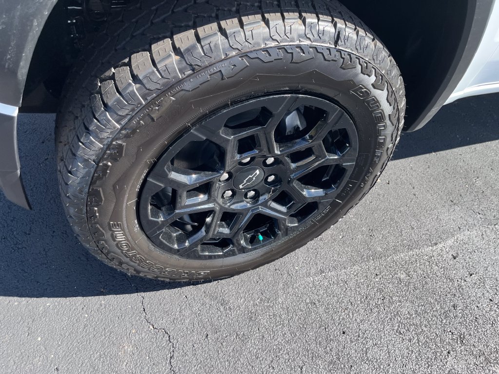 New 2026 Chevrolet Colorado Trail Boss AWD/4WD image 9