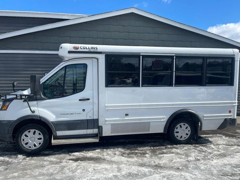 Used 2017 Ford Transit 250 138 image 33