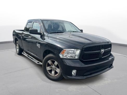 Used 2019 RAM 1500 Express RWD image 4