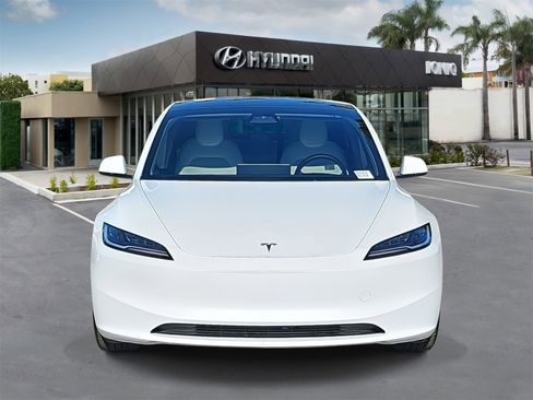 Used 2024 Tesla Model 3 Long Range image 8