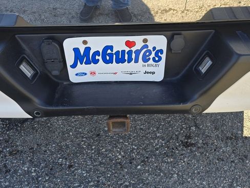 Used 2016 Ford F150 Limited w/ Trailer Tow Package image 8