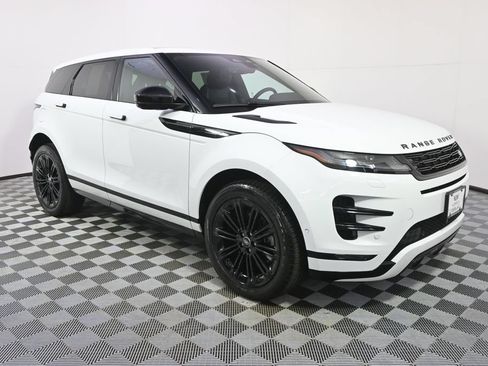 Used 2024 Land Rover Range Rover Evoque Dynamic SE AWD/4WD image 8