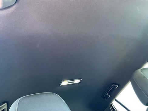 Used 2026 Chevrolet Equinox LT FWD image 20