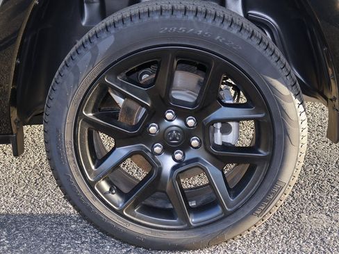 Used 2025 RAM 1500 Laramie w/ Night Edition image 5