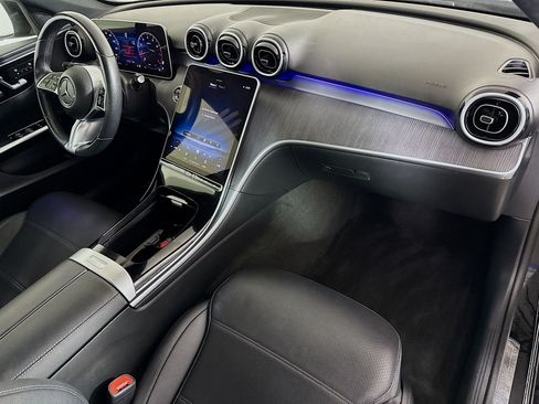 Used 2025 Mercedes-Benz C 300 Sedan image 30