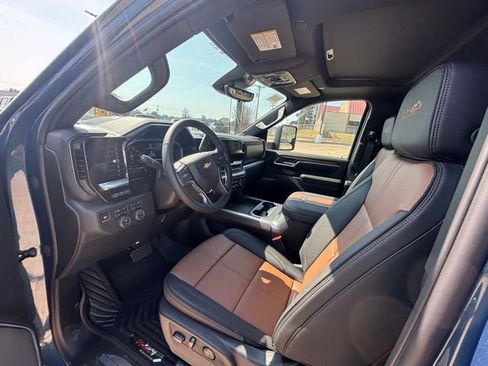 New 2026 Chevrolet Silverado 2500 High Country w/ High Country Premium Package AWD/4WD image 15