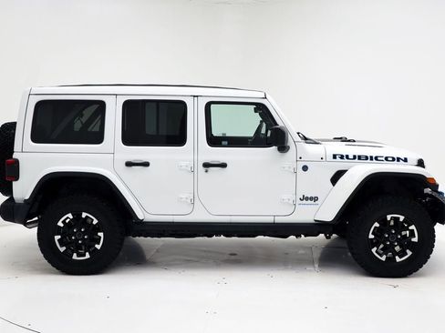 Used 2024 Jeep Wrangler Unlimited Rubicon 4xe image 9