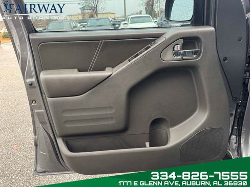 Used 2019 Nissan Frontier PRO-4X w/ Pro-4x Luxury Package image 27