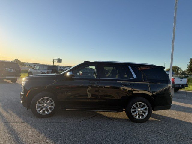 Used 2025 Chevrolet Tahoe Premier AWD/4WD image 6
