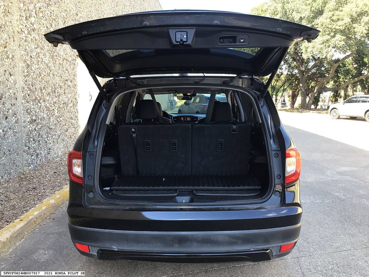Used 2021 Honda Pilot Special Edition image 12