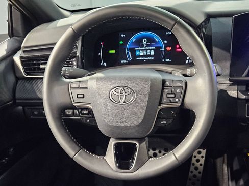 Certified 2025 Toyota Camry SE FWD image 26