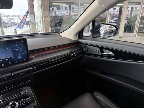 Used 2023 Lincoln Nautilus Reserve w/ Equipment Group 201A image 41