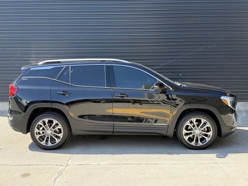 Used 2019 GMC Terrain SLT w/ Preferred Package AWD/4WD image 10