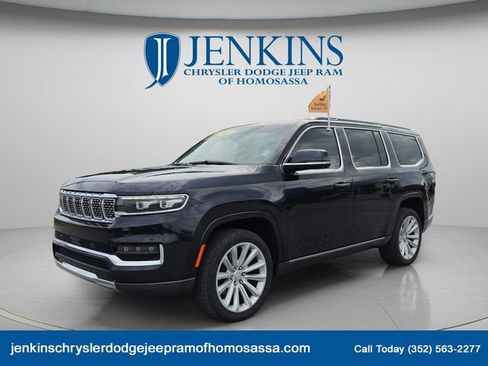 Used 2022 Jeep Grand Wagoneer Series II w/ Flexible Seating Group AWD/4WD image 10
