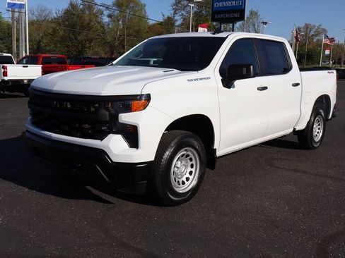 Used 2026 Chevrolet Silverado 1500 W/T w/ WT Value Package AWD/4WD image 23