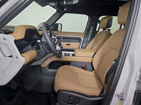 New 2026 Land Rover Defender 110 X-Dynamic SE AWD/4WD image 13