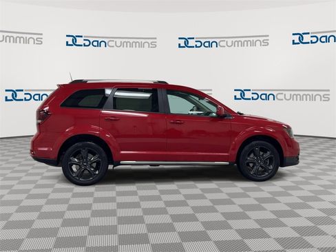 Used 2020 Dodge Journey Crossroad image 9