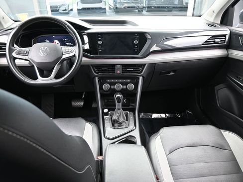 Used 2022 Volkswagen Taos SEL w/ Panoramic Sunroof Package image 38