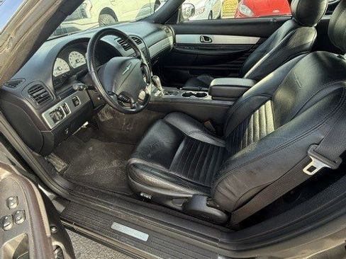 Used 2003 Ford Thunderbird image 8