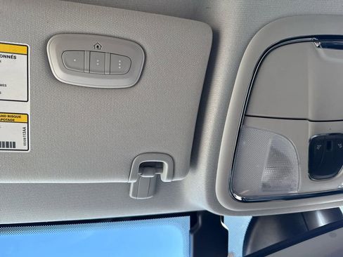 Used 2022 Jeep Cherokee Trailhawk w/ Premium Leather Package image 30