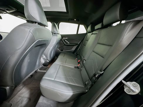 Used 2025 BMW X2 xDrive28i image 27