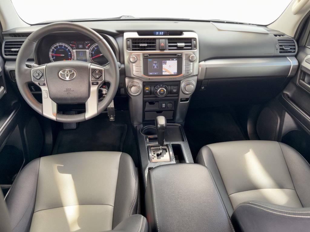 Used 2018 Toyota 4Runner SR5 Premium RWD image 17
