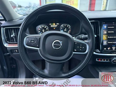 Used 2022 Volvo S60 B5 Momentum w/ Premium Package image 10