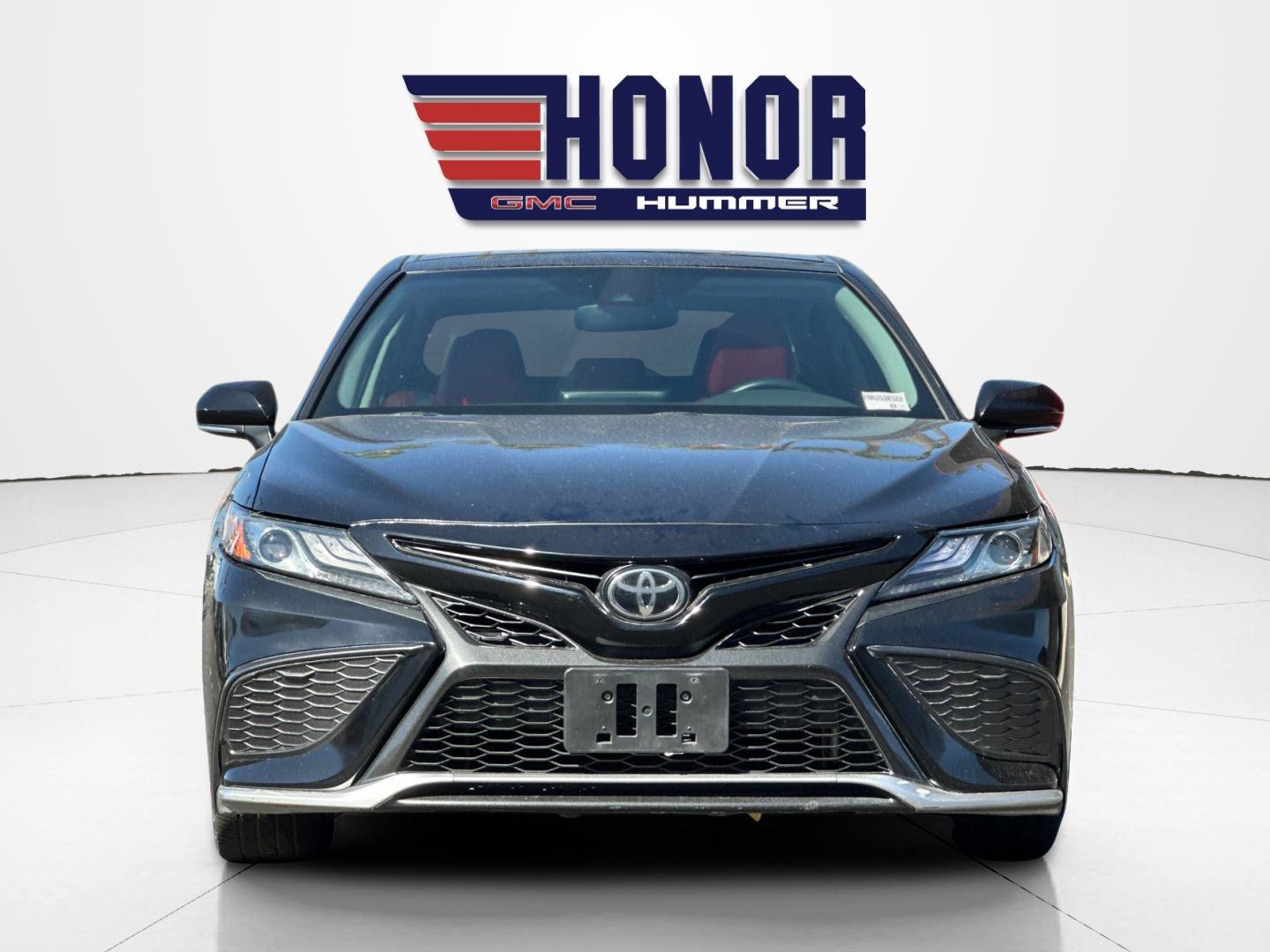 Used 2021 Toyota Camry XSE FWD image 9