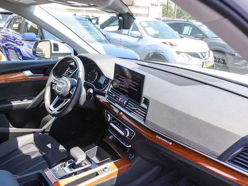 Used 2023 Audi Q5 2.0T Premium AWD/4WD image 22