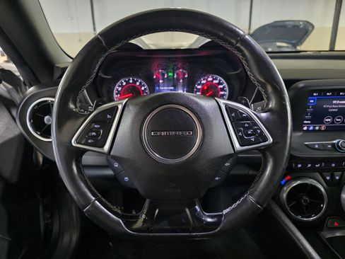 Used 2020 Chevrolet Camaro LT image 27