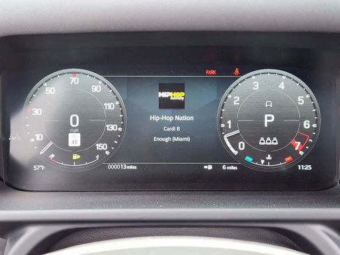 Used 2024 Land Rover Defender 110 S image 15