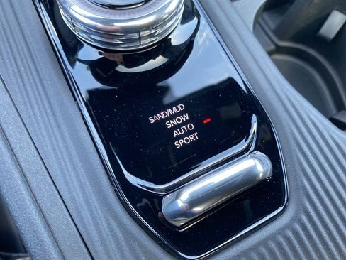 New 2026 Jeep Cherokee Limited AWD/4WD image 35